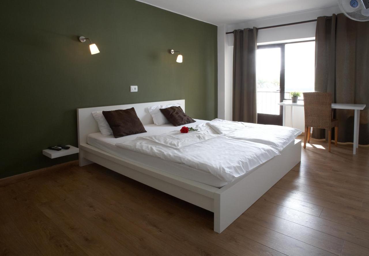 קאלה מילור Seven Hostal חדר תמונה