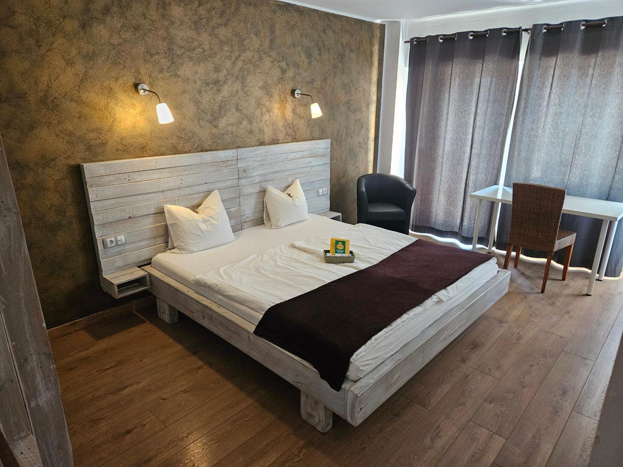 קאלה מילור Seven Hostal מראה חיצוני תמונה