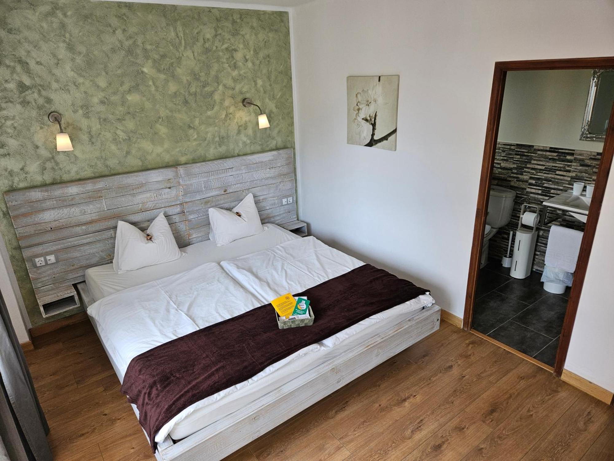 קאלה מילור Seven Hostal מראה חיצוני תמונה